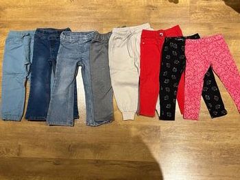 Lot 8 Pantalons fille 3 ans 