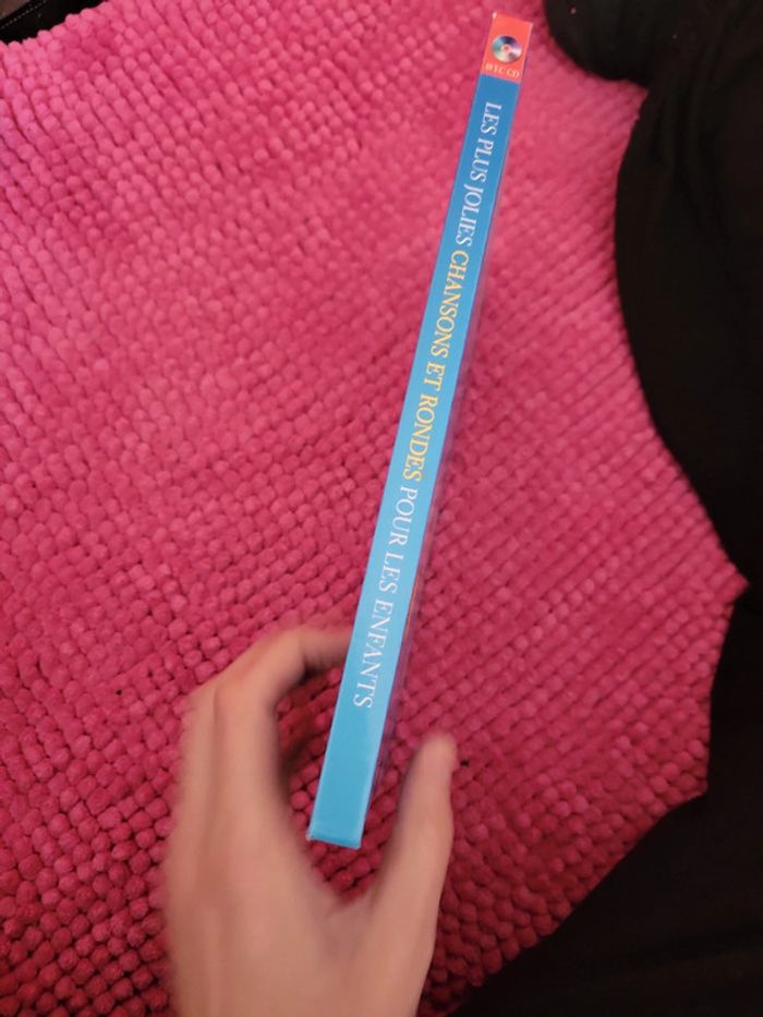 Livre xhanson et ronde avec partition parole et geste - photo numéro 2