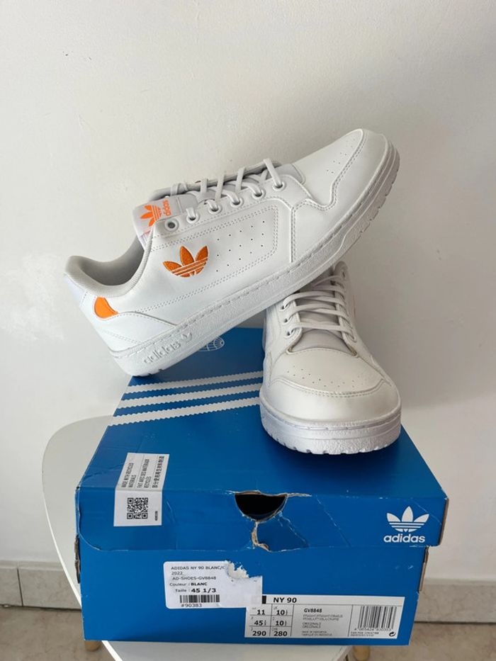Adidas NY 90