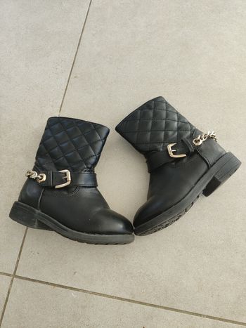 Bottines noires 24