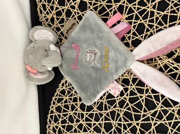 Doudou plat éléphant Adèle et Valentine gris rose chouette NATTOU prenom luna