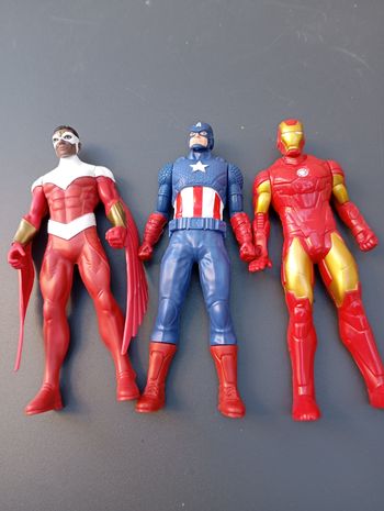 Lot  3  super  héros