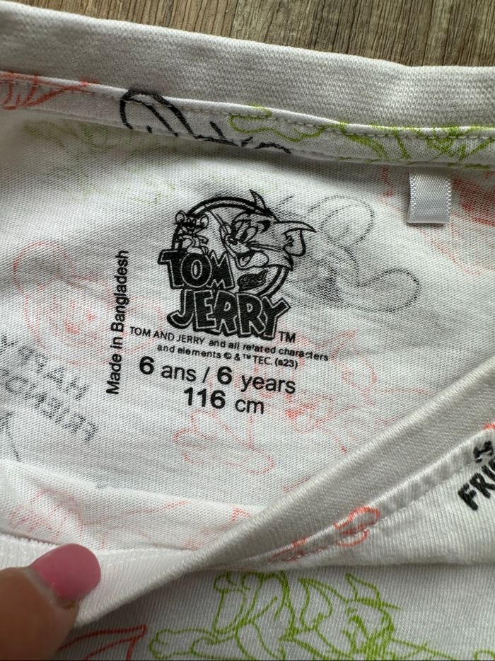 - Pyjama Tom & Jerry - 6 ans - Très Bon état, petite tache - photo numéro 2