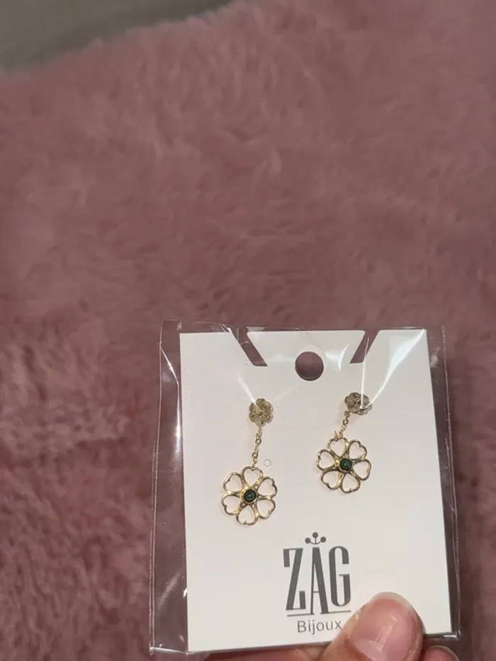 Zag boucles d’oreilles dorée femme neuve - photo numéro 4
