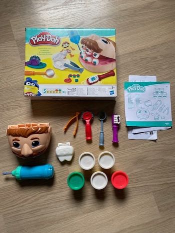 Jeu pâte à modeler Le Dentiste