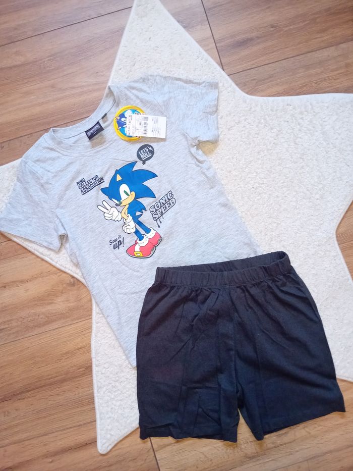 Pyjama sonic