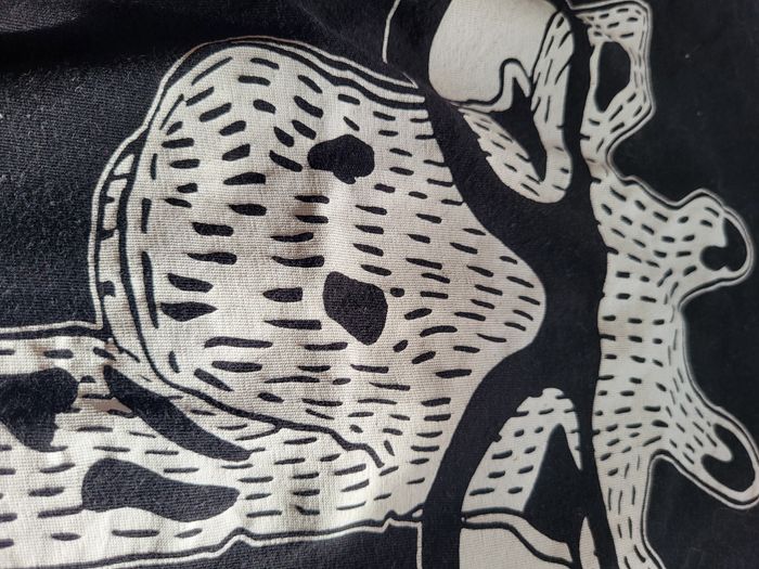 T-shirt girafe noir et blanc - photo numéro 3