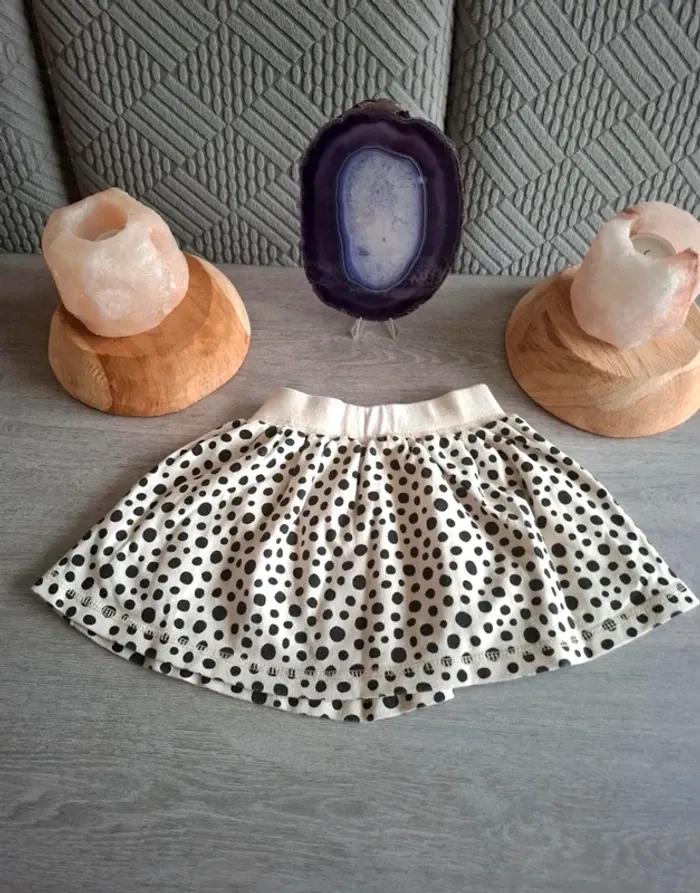 Jupe patineuse beige - taille 18 mois - Très bon état - photo numéro 2