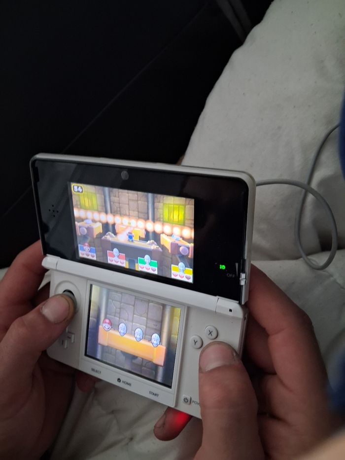 Console Nintendo 3DS - photo numéro 3