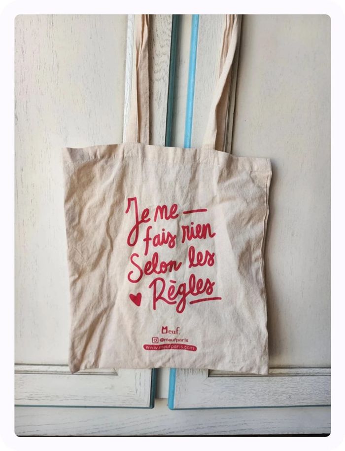 Totebag en tissu féministe Meuf Paris