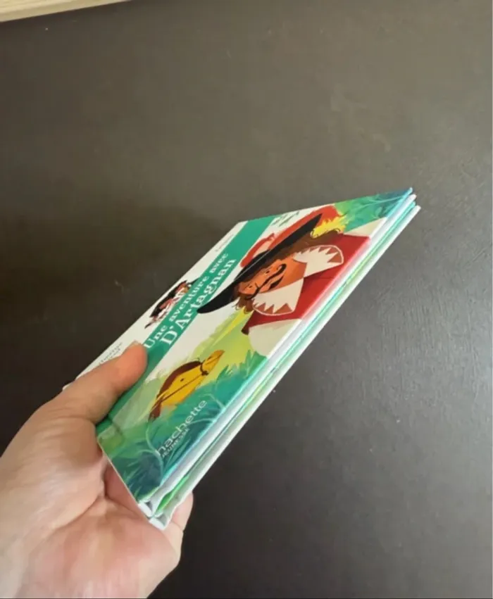 Lot de 2 livres Mc Donald's Une aventure avec - photo numéro 8