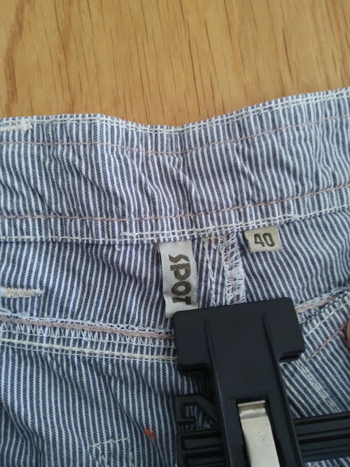 Short en tissu bleu gris - photo numéro 3