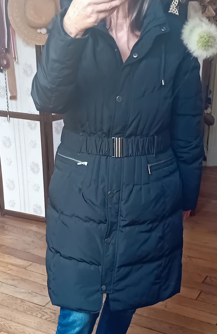 Manteau Armand thiery en duvet canard  taille M - photo numéro 2