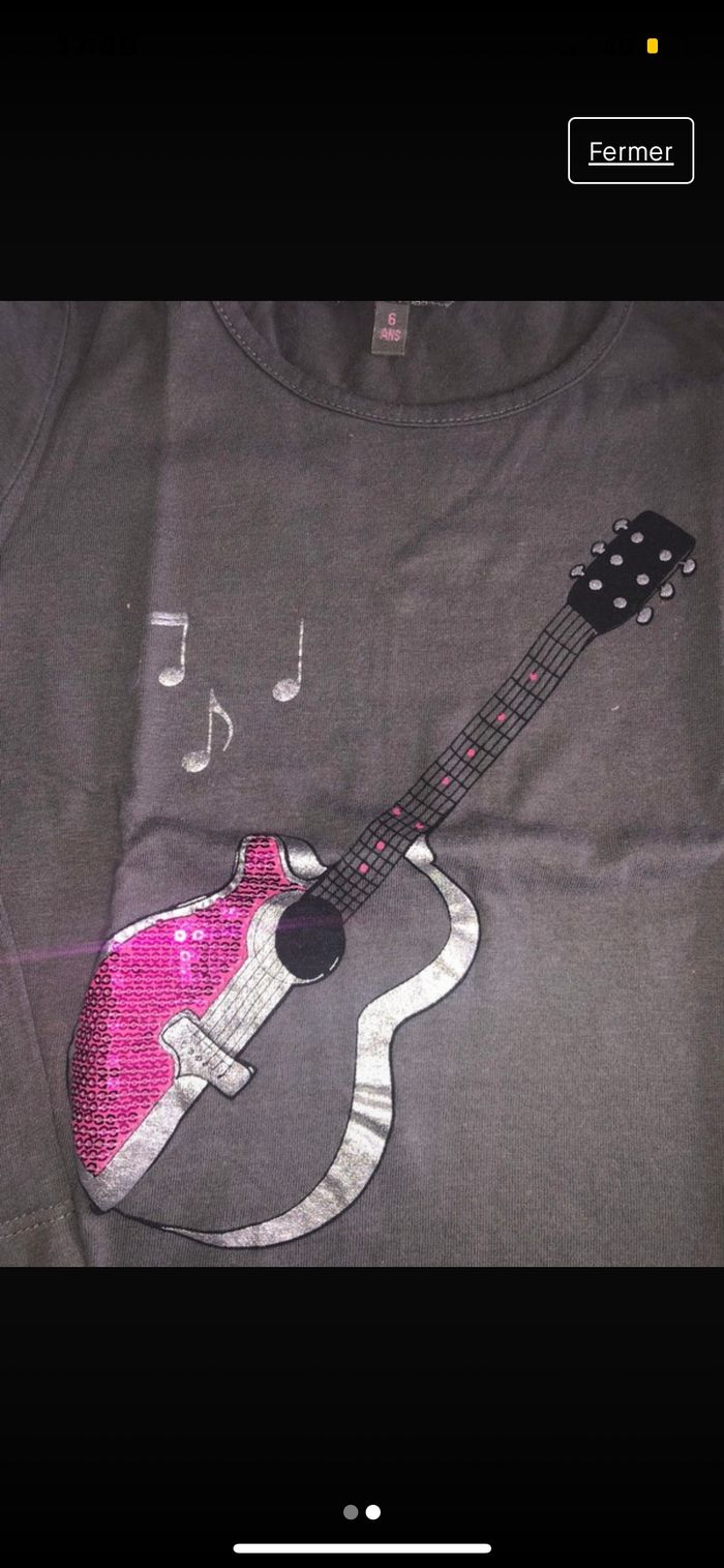 T-shirt avec guitare 6 ans - photo numéro 2