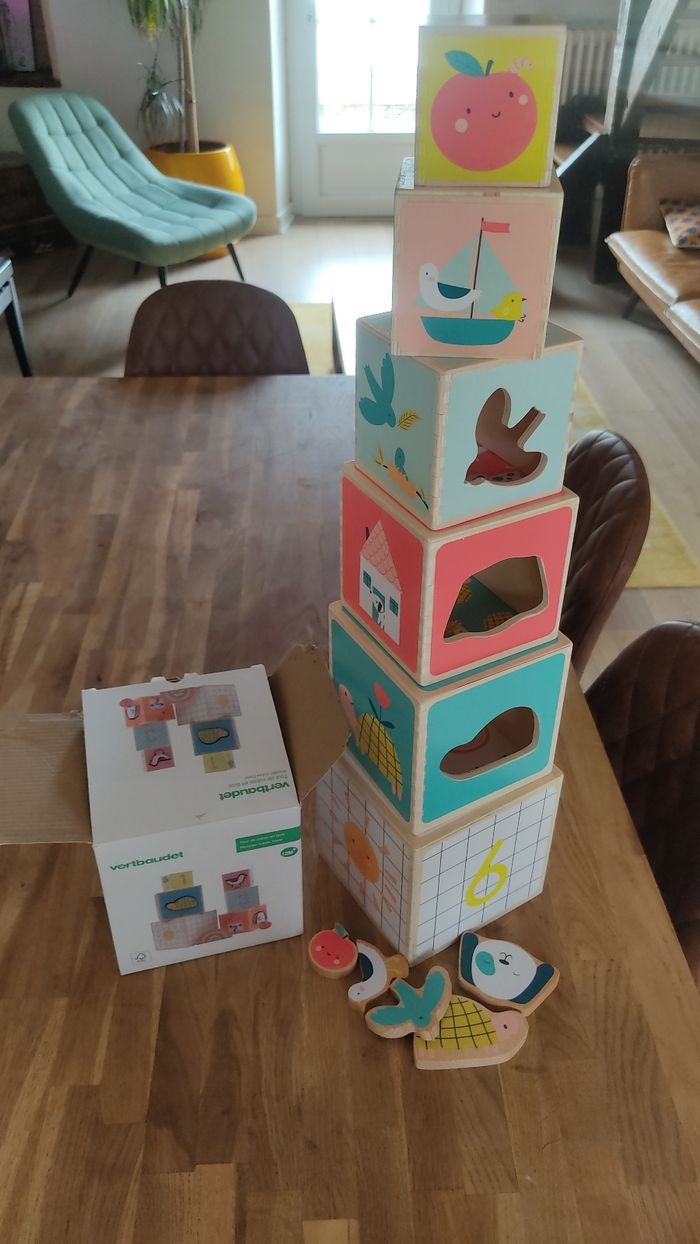 Tour de cube en bois Vertbaudet