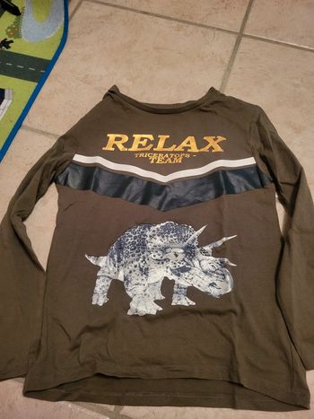 Tee-shirt dinausores