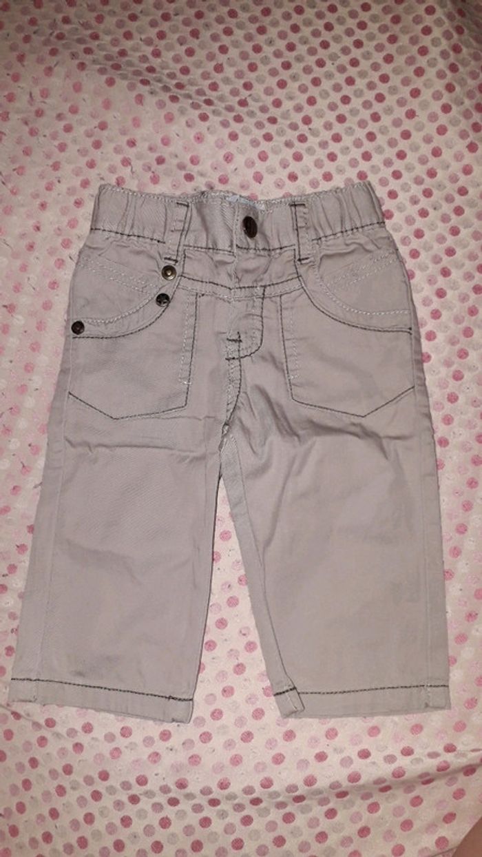 Alphabet pantalon léger beige taille 6 mois