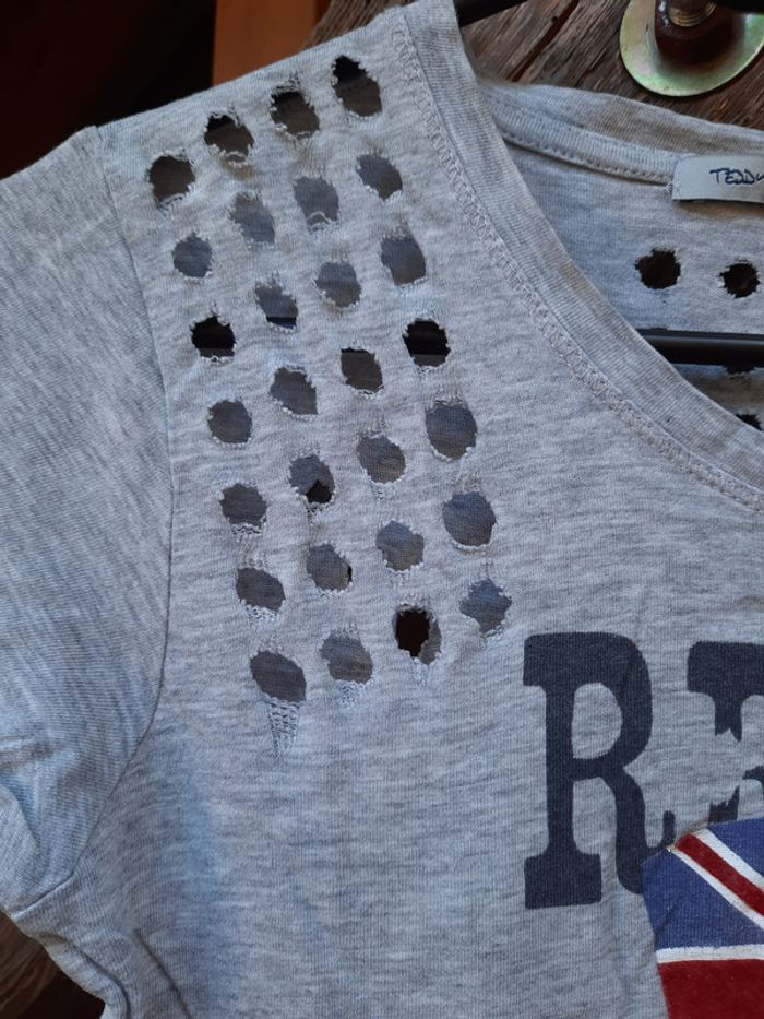 Superbe tee-shirt Teddy Smith, original, gris, tête de mort, 16 ans - photo numéro 5