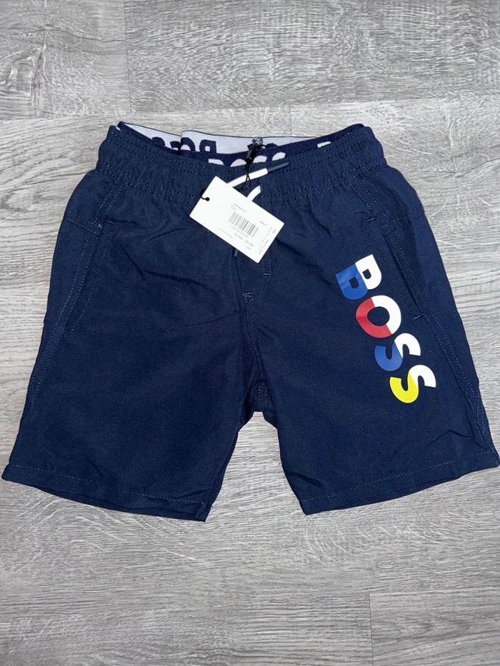 Surfer + claquette Hugo Boss - photo numéro 2