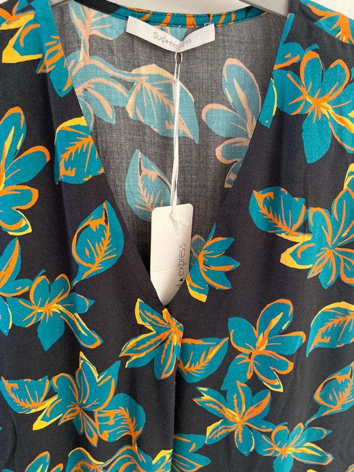 Magnifique haut Sud Express Neuf - photo numéro 3