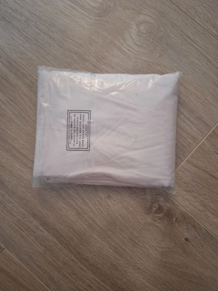 Taie d'oreiller 50x70 cm en coton 57 fils effet satin - photo numéro 4