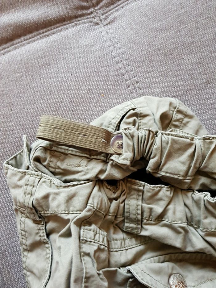 Short kaki - photo numéro 3