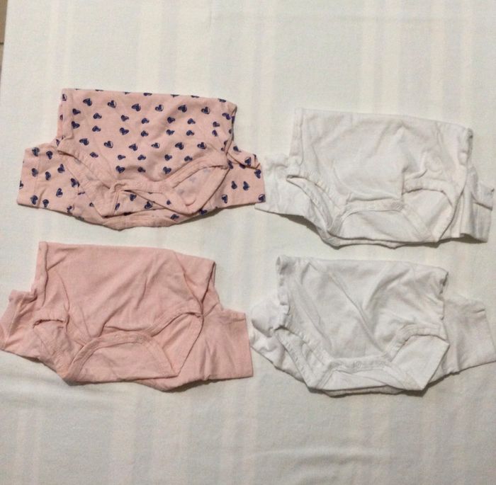 Lot de 4 bodies manches courtes 56 cm - photo numéro 2