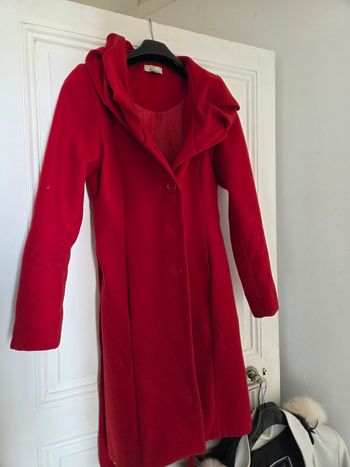 Manteau rouge