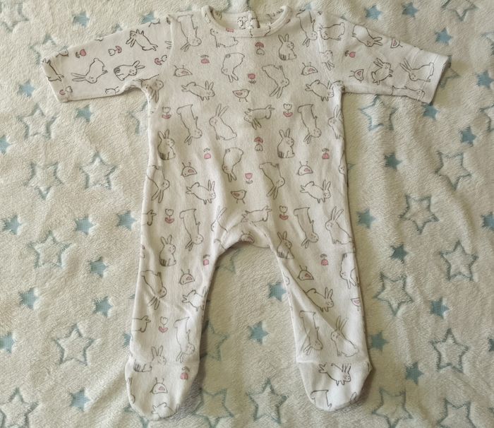 Pyjama bébé Tex Basic 3 mois – Très bon état- motif lapins.