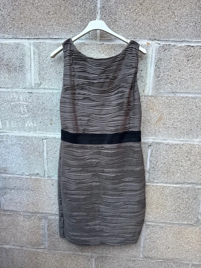Robe h&m taille 42 - photo numéro 3