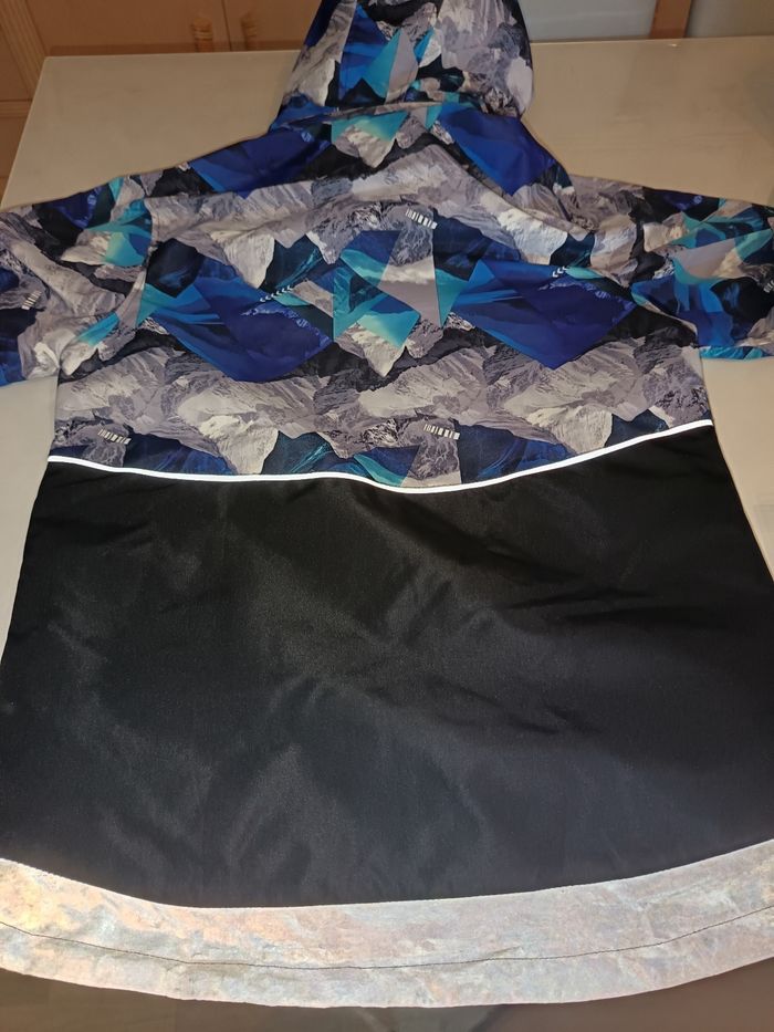 Coupe vent garçon avec capuche - photo numéro 2