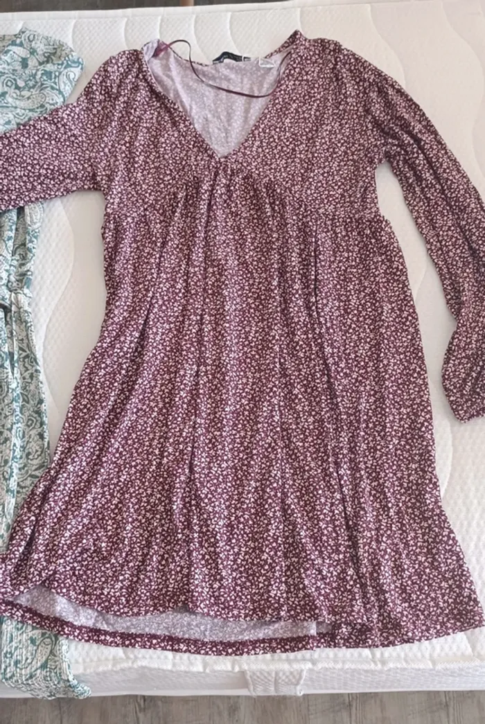 Pas de vintedgo svp lot de 3 robes - photo numéro 4