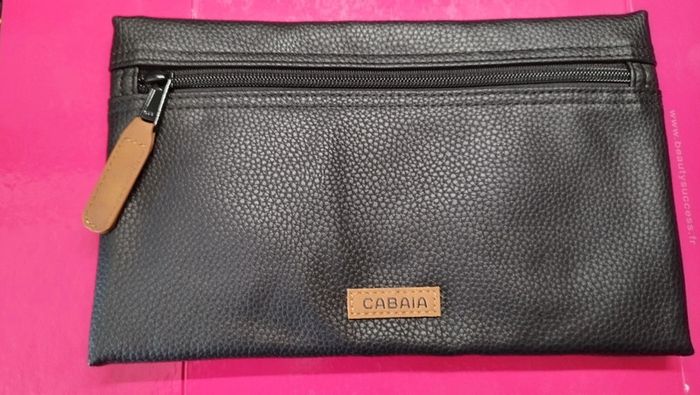 Cabaïa pochette avant édition limitée Saturne