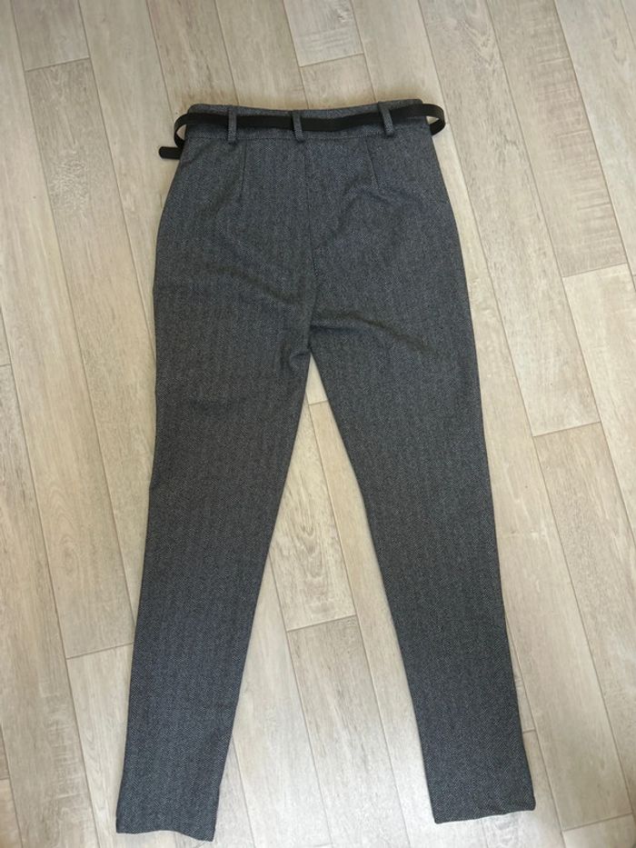 Très beau pantalon chino femme - photo numéro 4