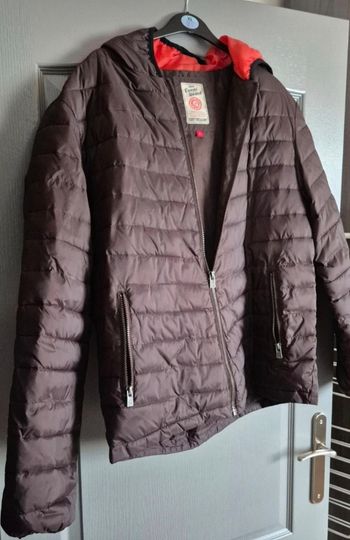 Doudoune manches longues avec capuche