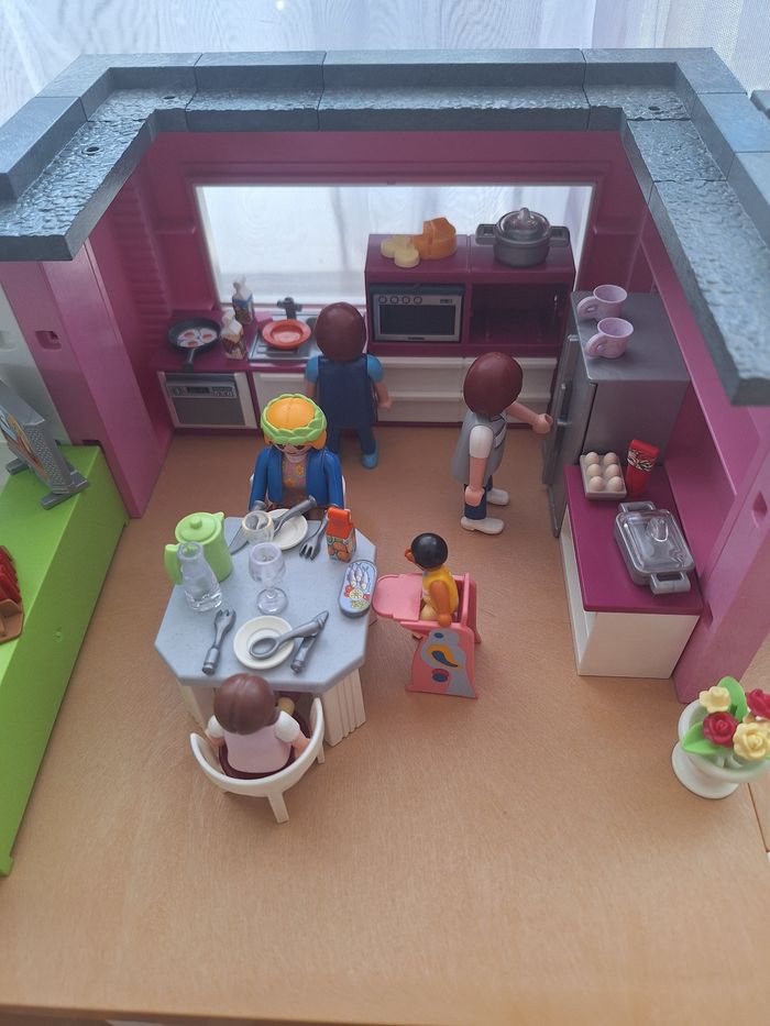 Maison moderne playmobil 5574 + piscine et extension - photo numéro 4