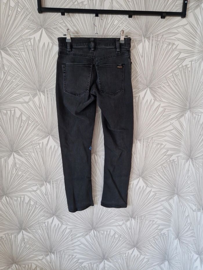 Joli jean Volcom taille 36 - photo numéro 2