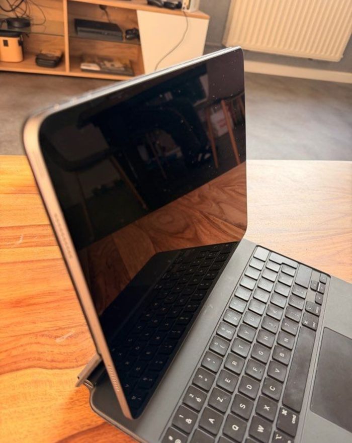 iPad Pro 12,9 6ème génération 256gb - photo numéro 4