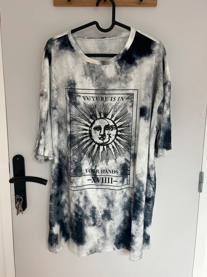 Tee-shirts loose femme taille 40/42 thème Astral