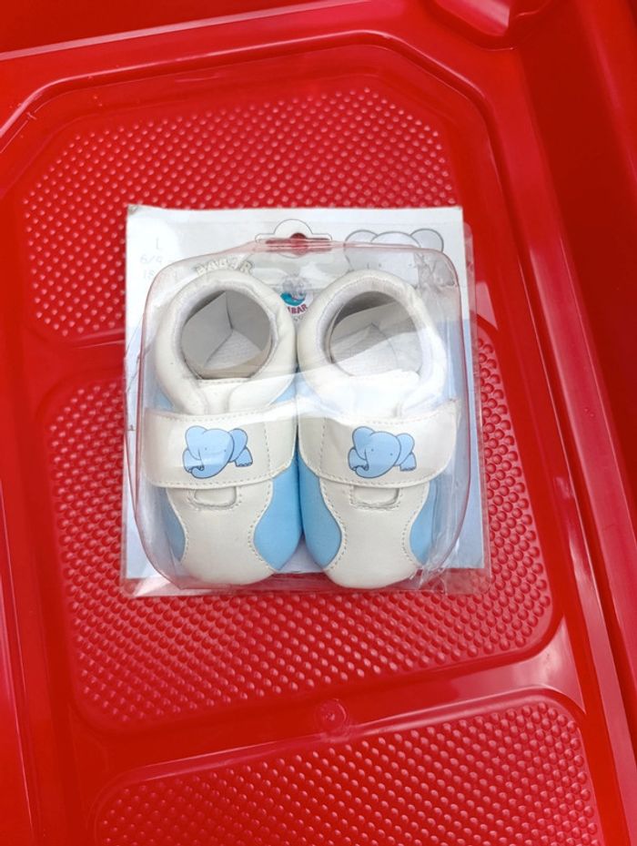 Chaussure Babar