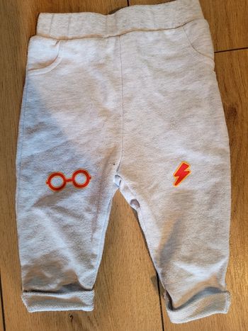 Jogging léger bon état 9 mois