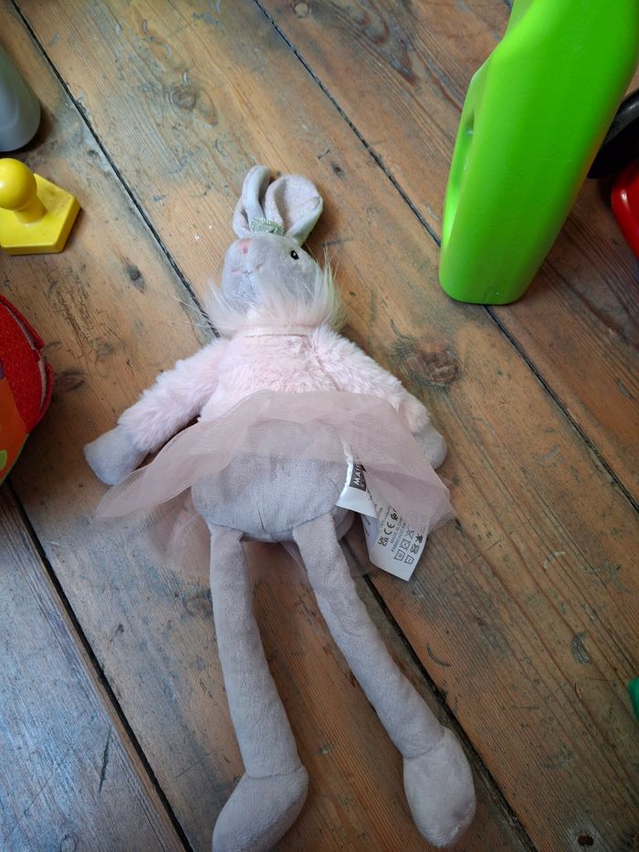 Lapin peluche
