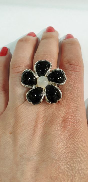 Tres jolie bague argent 925 fleur onyx et nacre