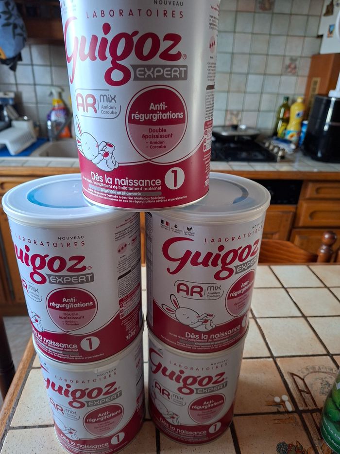 Vend lots 5 boîtes lait guigoz Ar experts - photo numéro 2