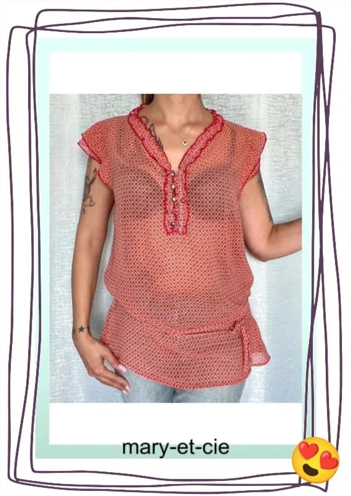 SOLDÉ - Blouse longue légère manches courtes, avec ceinture taille 44