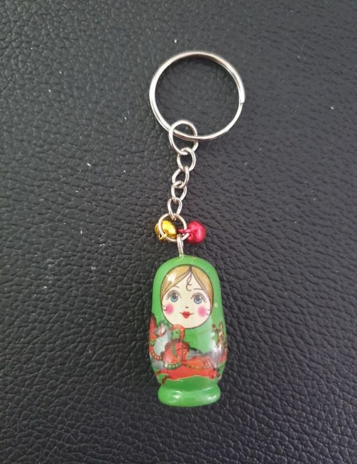 Porte-clés Poupée russe verte