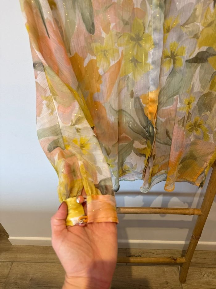 Blouse à fleurs 🌸 taille M - photo numéro 2