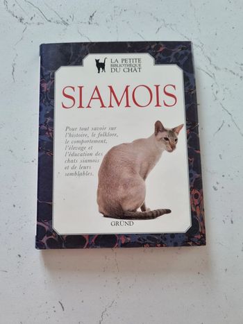 La petite bibliothèque du chat, Le Siamois