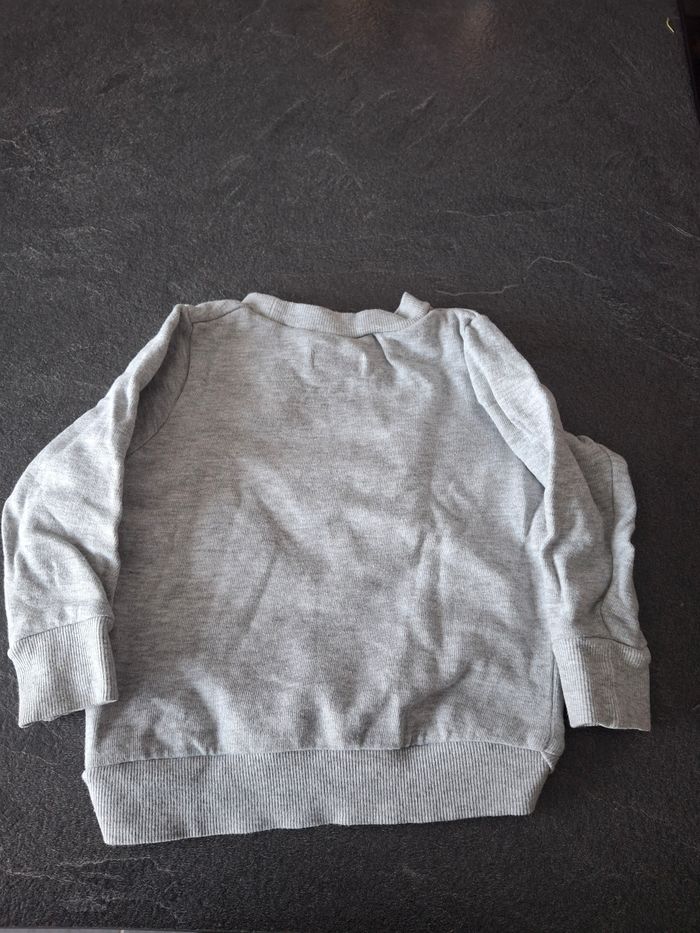 Sweat fille - photo numéro 2