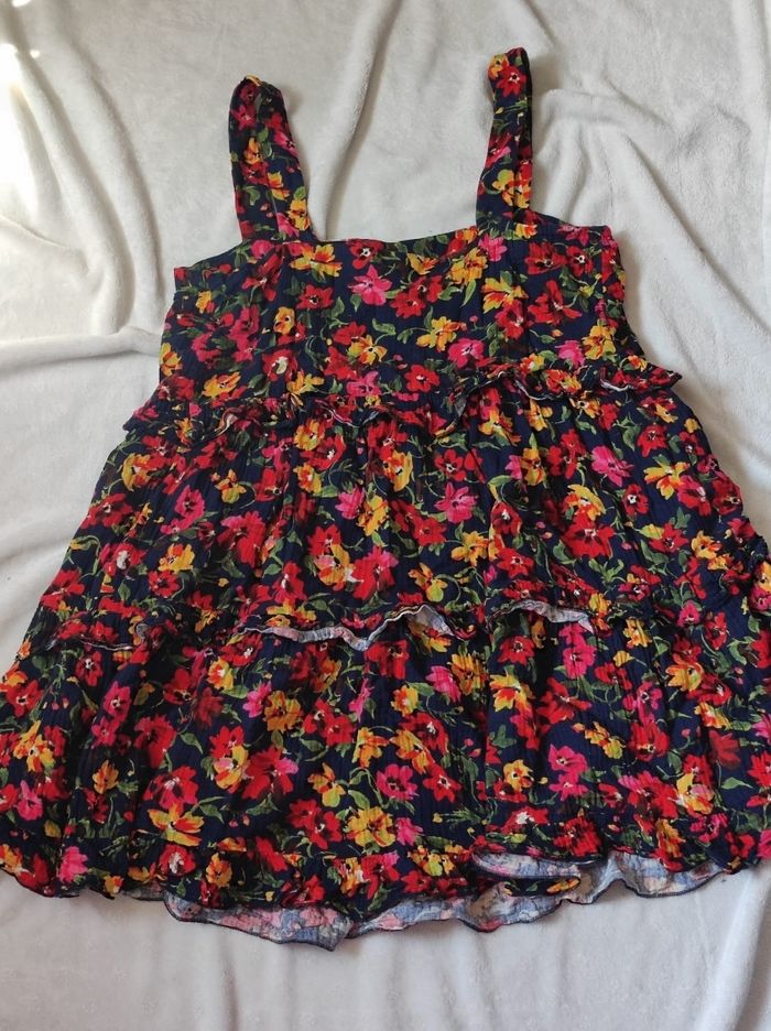 Robe courte fleurie taille M - photo numéro 4